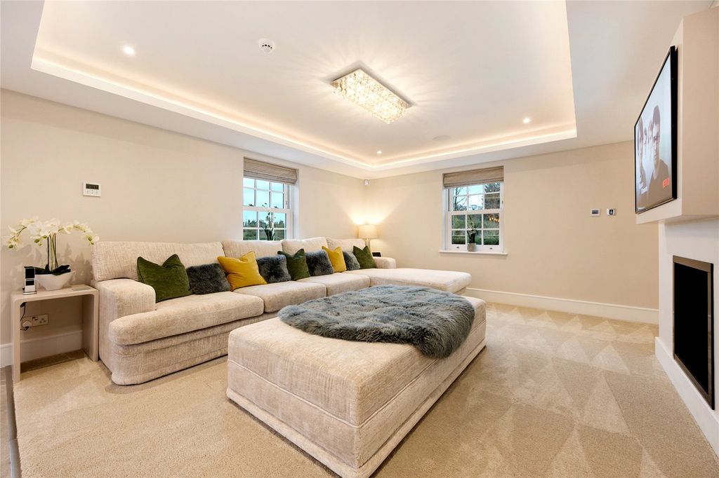 Additional image 2 of 5 bed detached house for saleLow Park Farm, Chantry Lane, Hazlewood, Tadcaster LS24