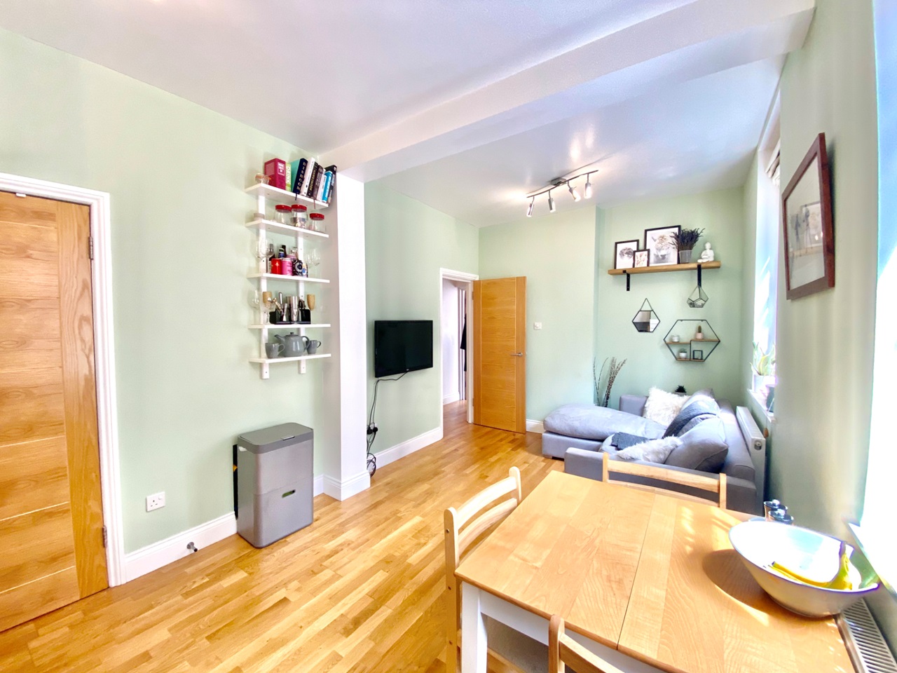 Additional image 6 of 2 Bed Flat, Coptic Street, WC1A, N1 7GU