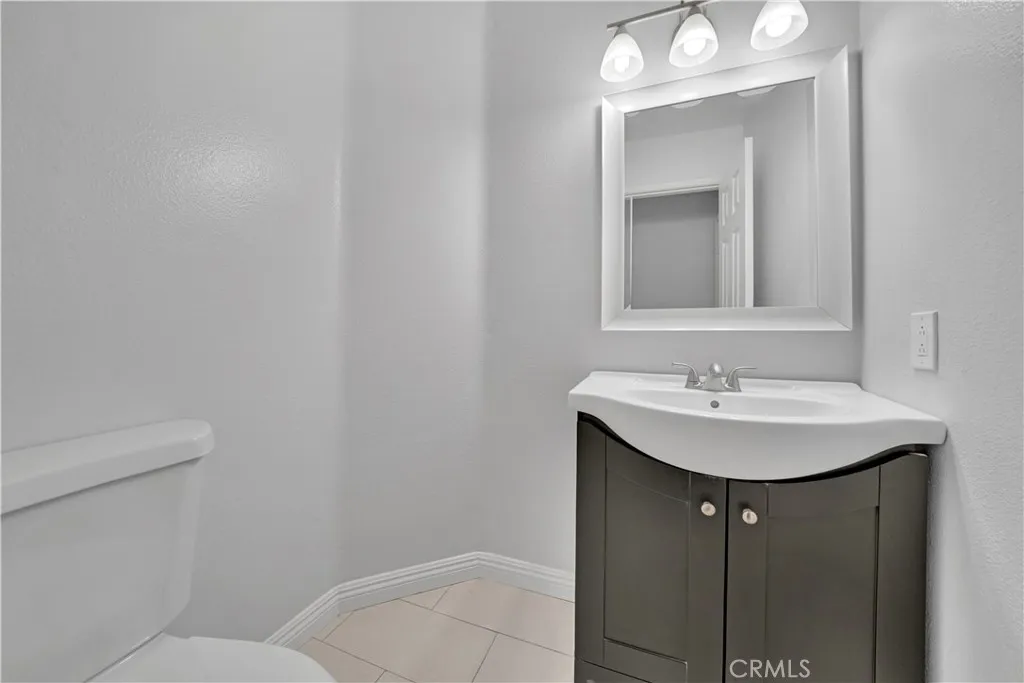 Additional image 11 of 2565 Calle Benavente, Tustin, CA 92782