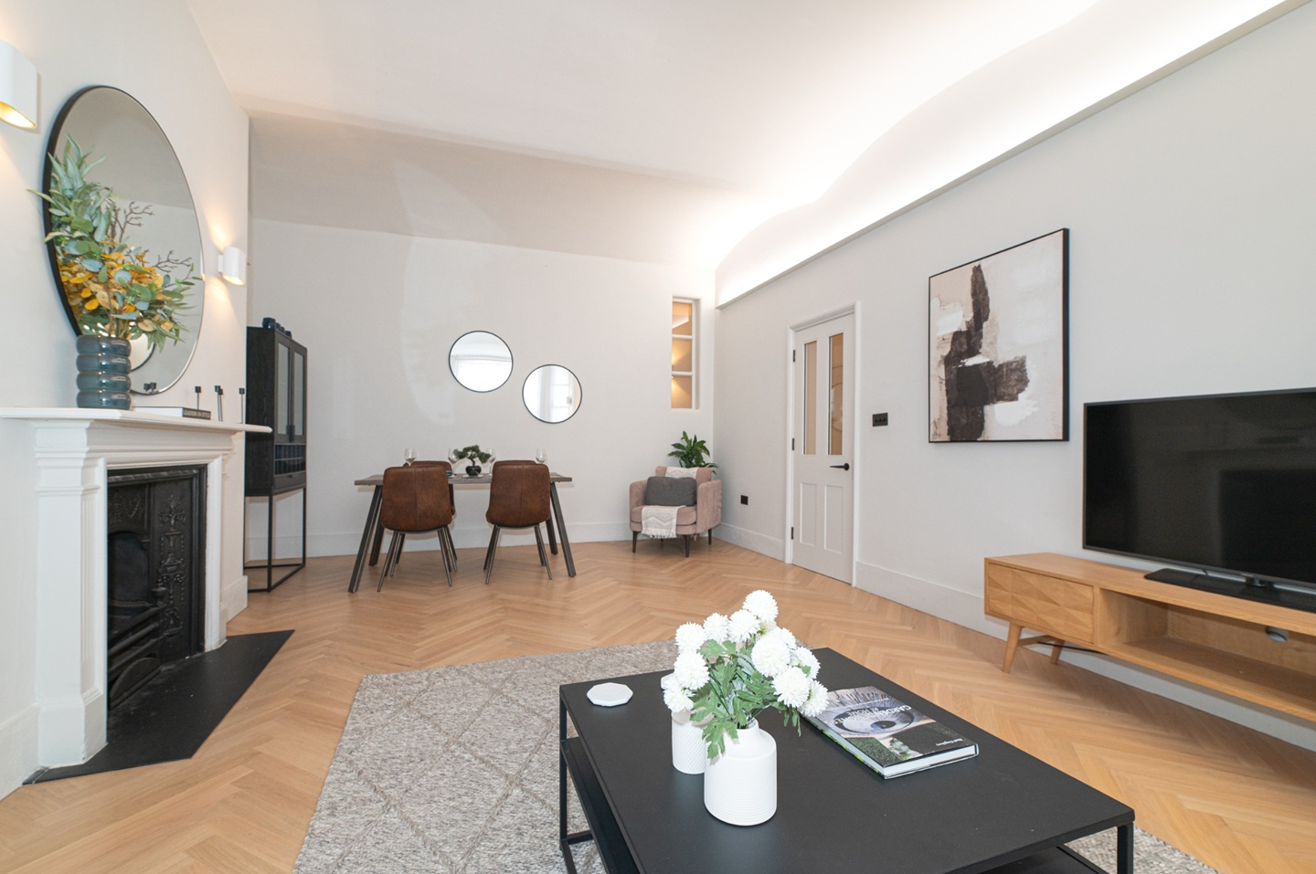 Additional image 14 of 2 Bed Flat, Albert Hall Mansions, SW7, N1 7GU