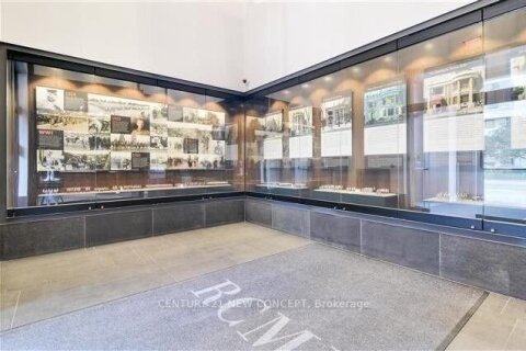 Additional image 8 of 3807-426 University Avenue, Toronto, ON, M5G 1S9