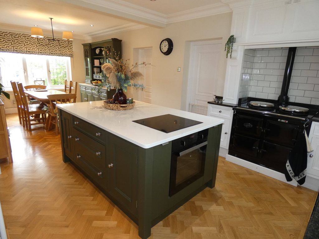 Additional image 5 of 4 bed detached house for saleChestnut Close, Rhyddings, Neath. SA10