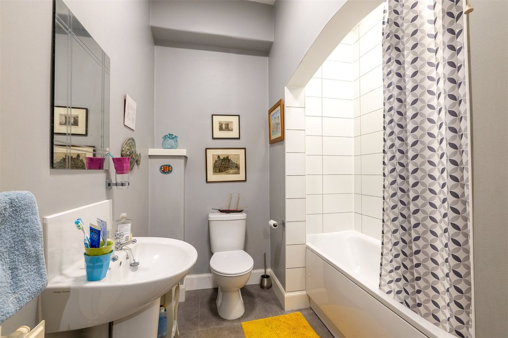 Additional image 14 of 2 bed flat for salePriory Place, Perth, Perth And Kinross PH2