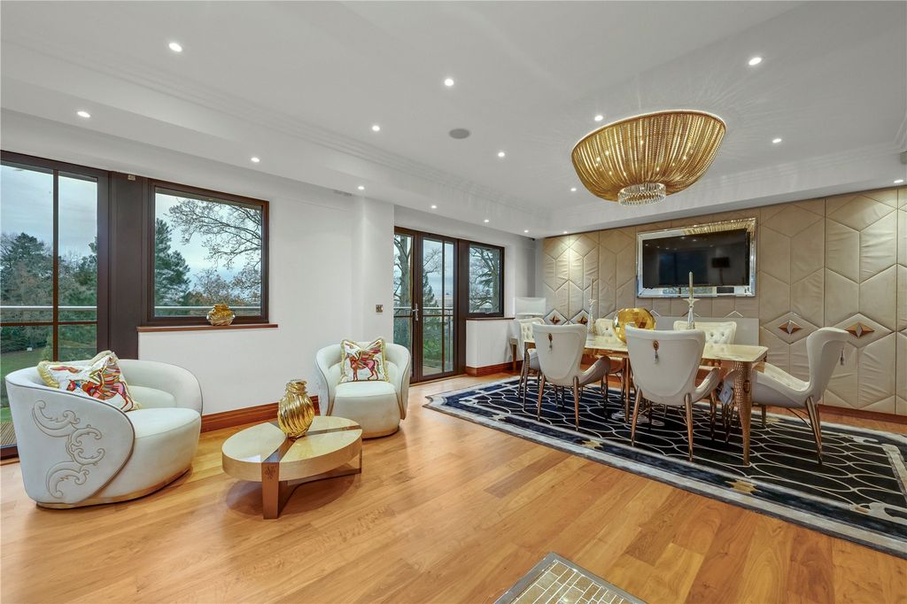 Additional image 5 of 2 bed flat for saleCharters Garden House, Charters Road, Sunningdale, Berkshire SL5