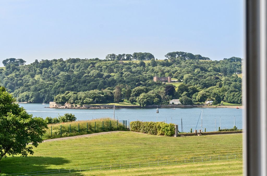 Additional image 3 of 2 bed flat for saleMaritime Square, Plymouth, Devon PL1