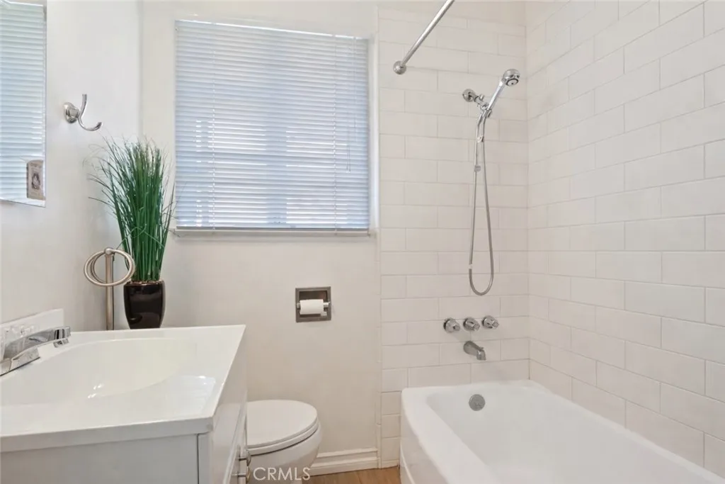 Additional image 4 of 304 E Erna Ave, La Habra, CA 90631