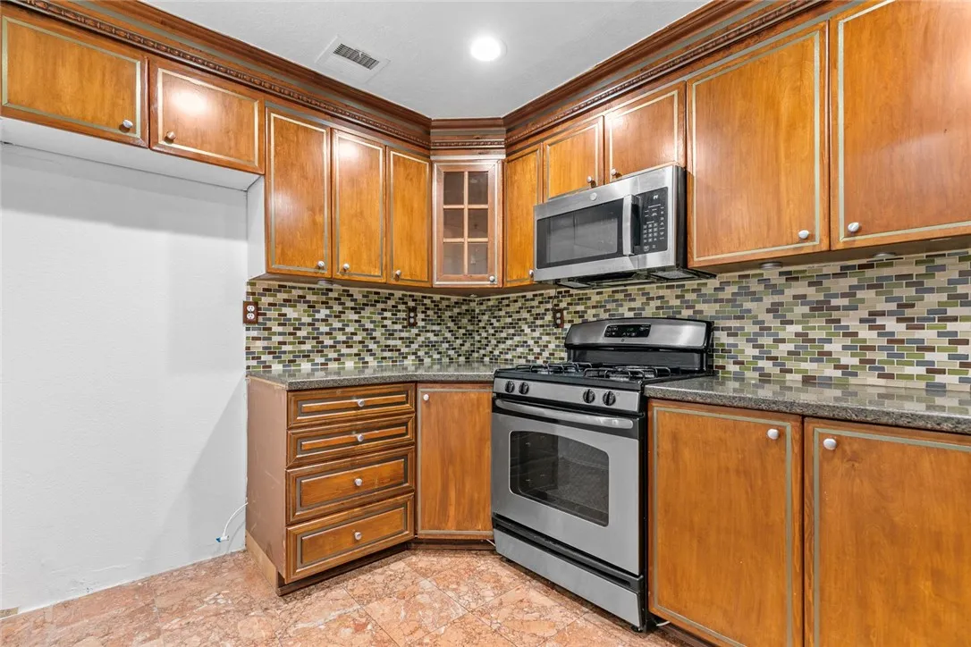 Additional image 53 of 16940 Chatsworth Unit 208, Granada Hills, CA 91344