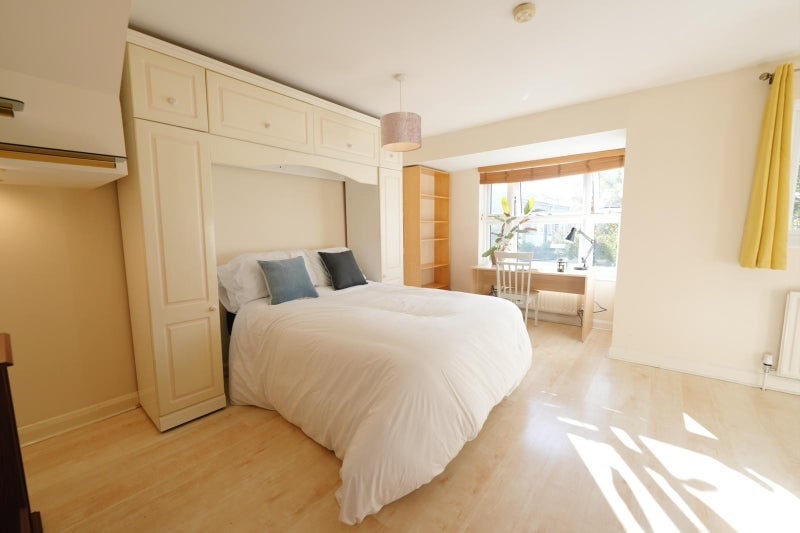 Additional image 6 of Room in a Shared House, Lynton Rd, SE1, N1 7GU