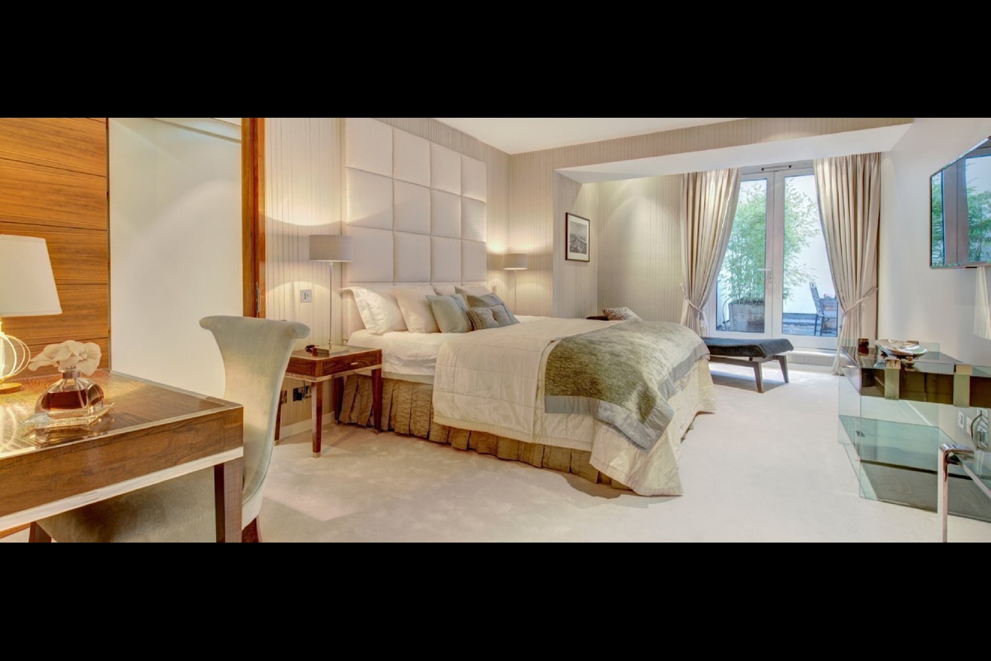 Additional image 9 of 2 Bed Flat, Beaufort Gardens, SW3, N1 7GU