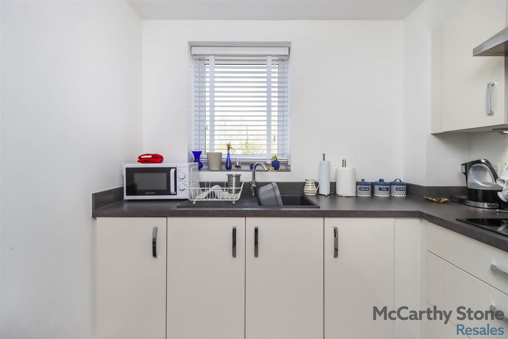 Additional image 7 of 2 bed flat for saleElizabeth Place, Trimbush Way, Market Harborough LE16