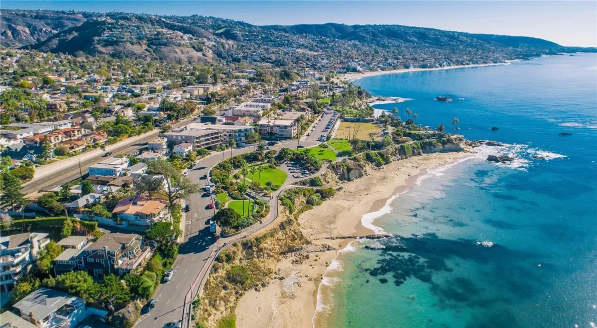 Additional image 36 of 326 Locust, Laguna Beach, CA 92651