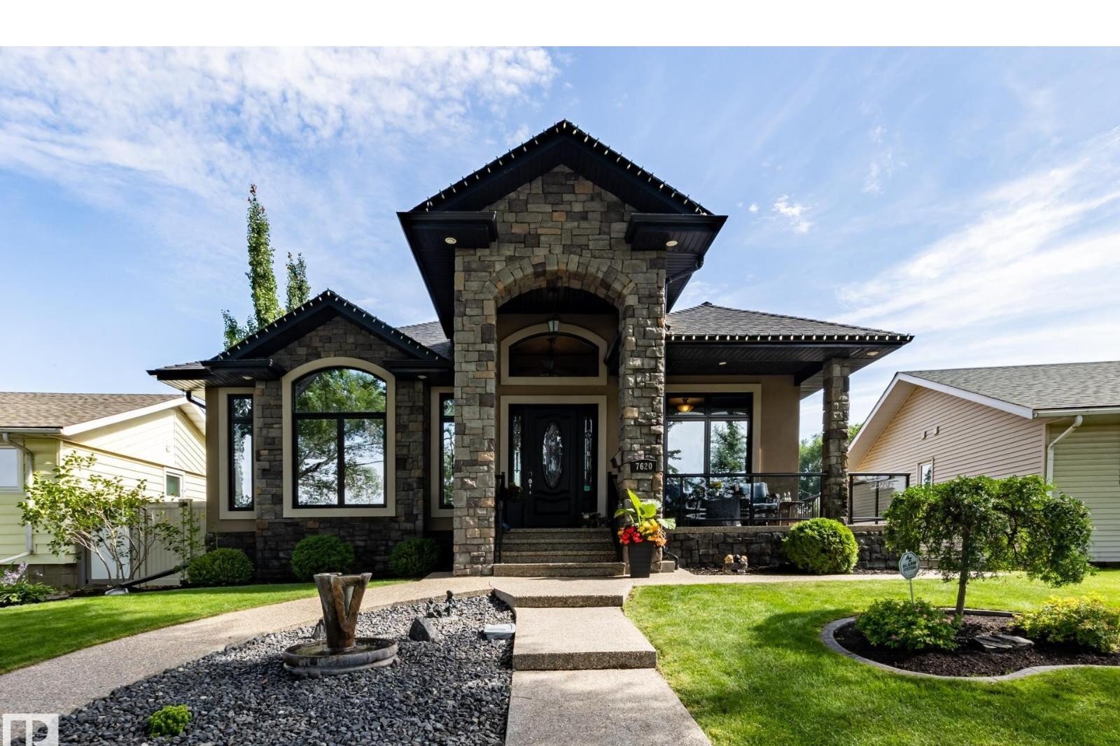 Additional image 8 of 7620 98a Avenue NW, Edmonton, AB, T6A0C5
