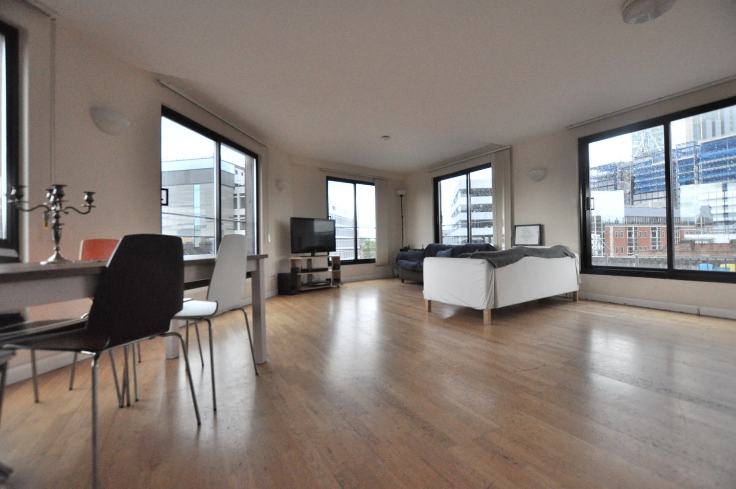 3 Bed Flat, Great Eastern Street, EC2A, N1 7GU