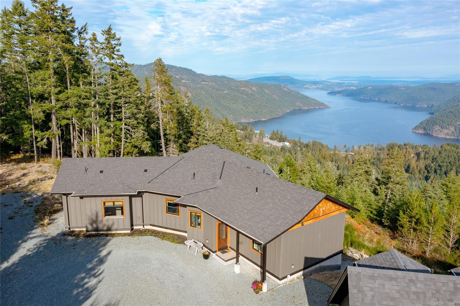 Additional image 2 of 1490 Finlayson View Place, Shawnigan Lake, BC, V0R 2W3