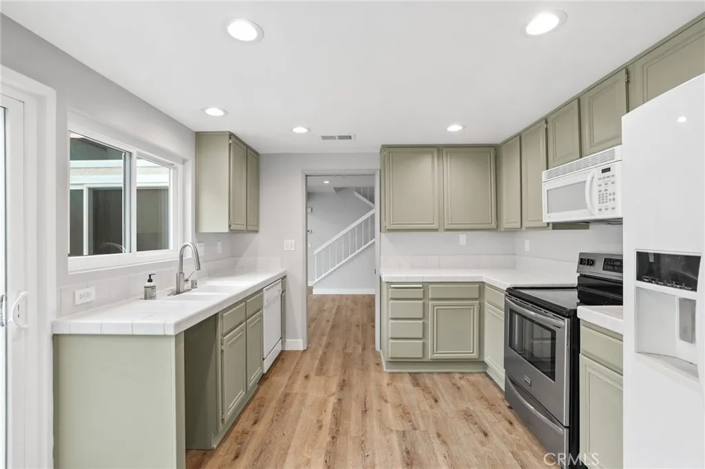 Additional image 31 of 11 Chardonnay Unit 58, Irvine, CA 92614