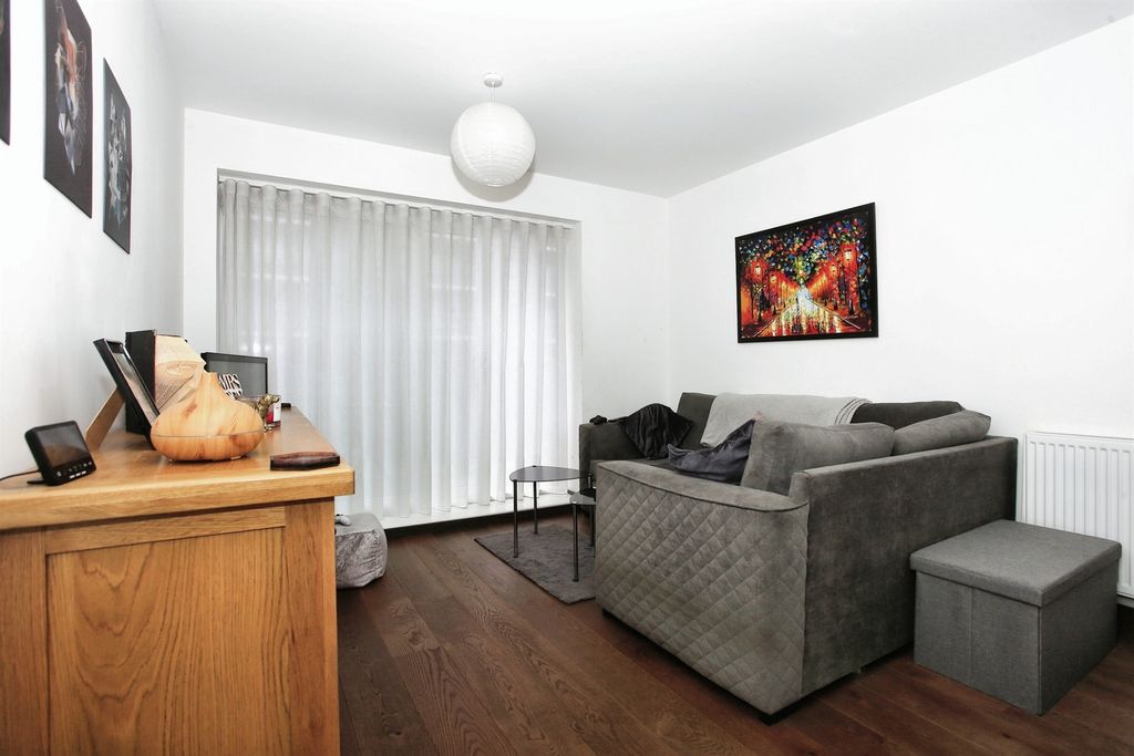 Additional image 7 of 2 bed flat for saleEast Station Road, Fletton Quays, Peterborough PE2