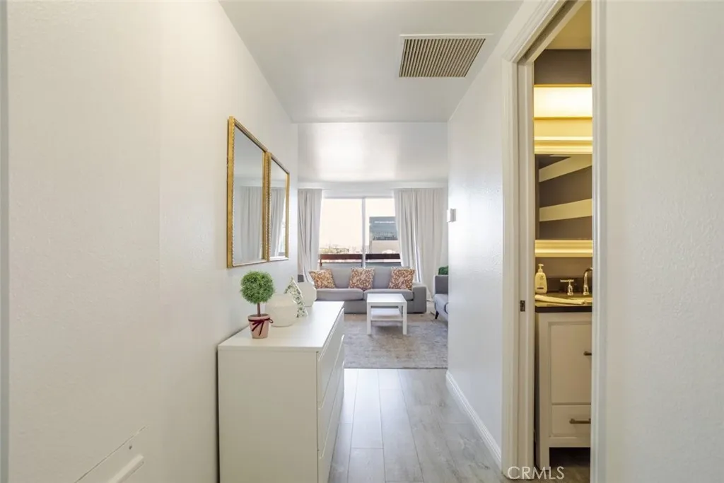 Additional image 6 of 321 S San Vicente Boulevard Unit 505, Los Angeles, CA 90048