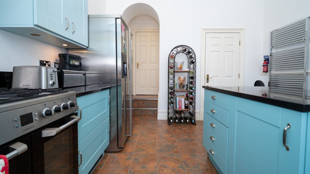 Additional image 5 of 4 bed flat for saleGrange Road Biddulph Stoke-On-Trent, Staffordshire ST8