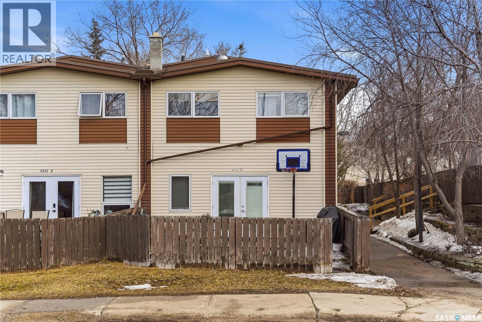 N-4212 Castle Road, Regina, SK, S4S4W1