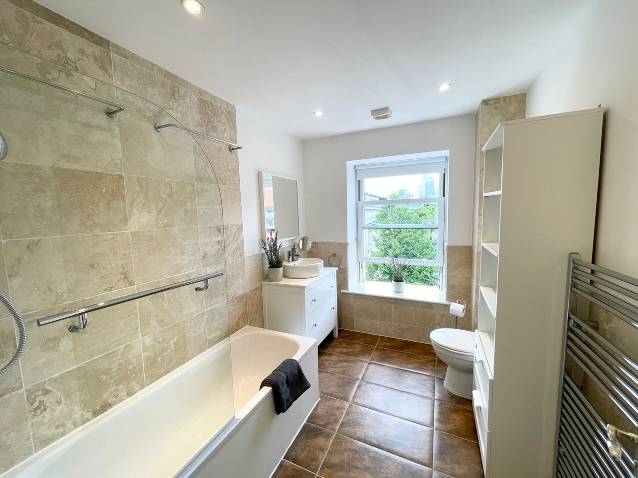 Additional image 9 of 2 Bed Flat, Spa Road, SE16, N1 7GU