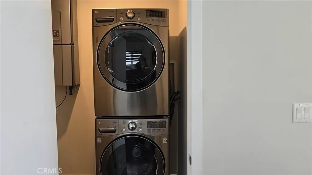 Additional image 9 of 319 S Serrano Unit 1/2, Los Angeles, CA 90020