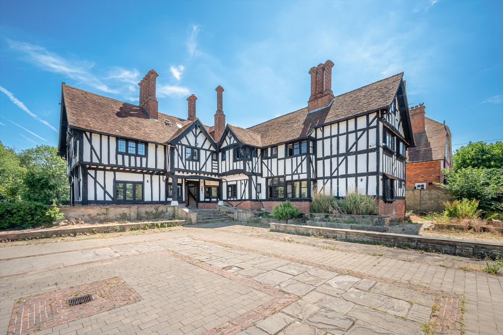 Additional image 12 of 6 bed detached house for saleBolney Road, Lower Shiplake, Henley-On-Thames, Oxfordshire RG9