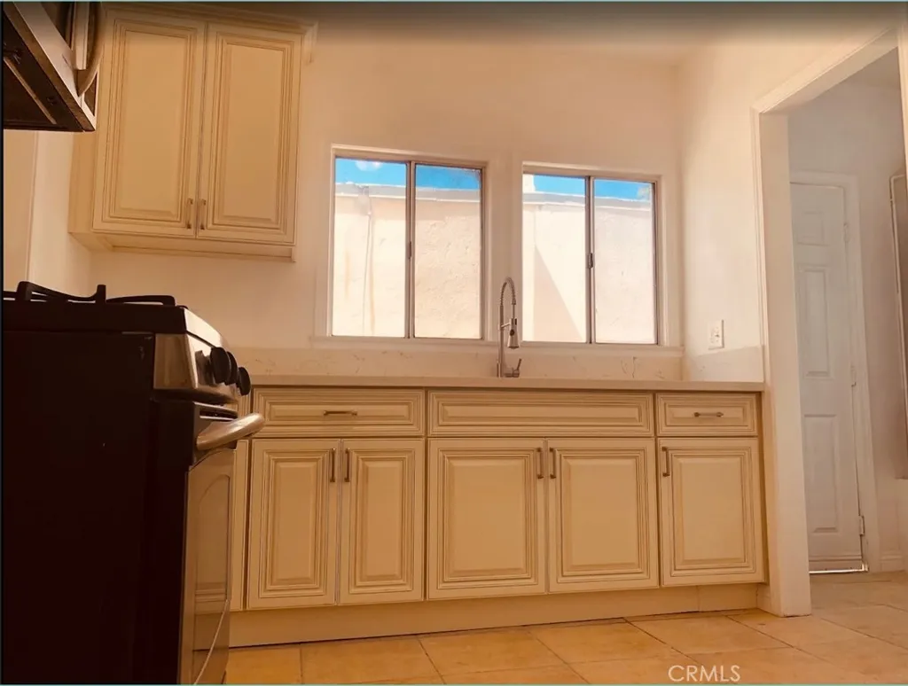 Additional image 4 of 1010 tremont st, Los Angeles, CA 90033