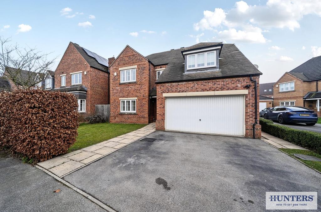 4 bed detached house for saleSycamore Mews, Selby YO8