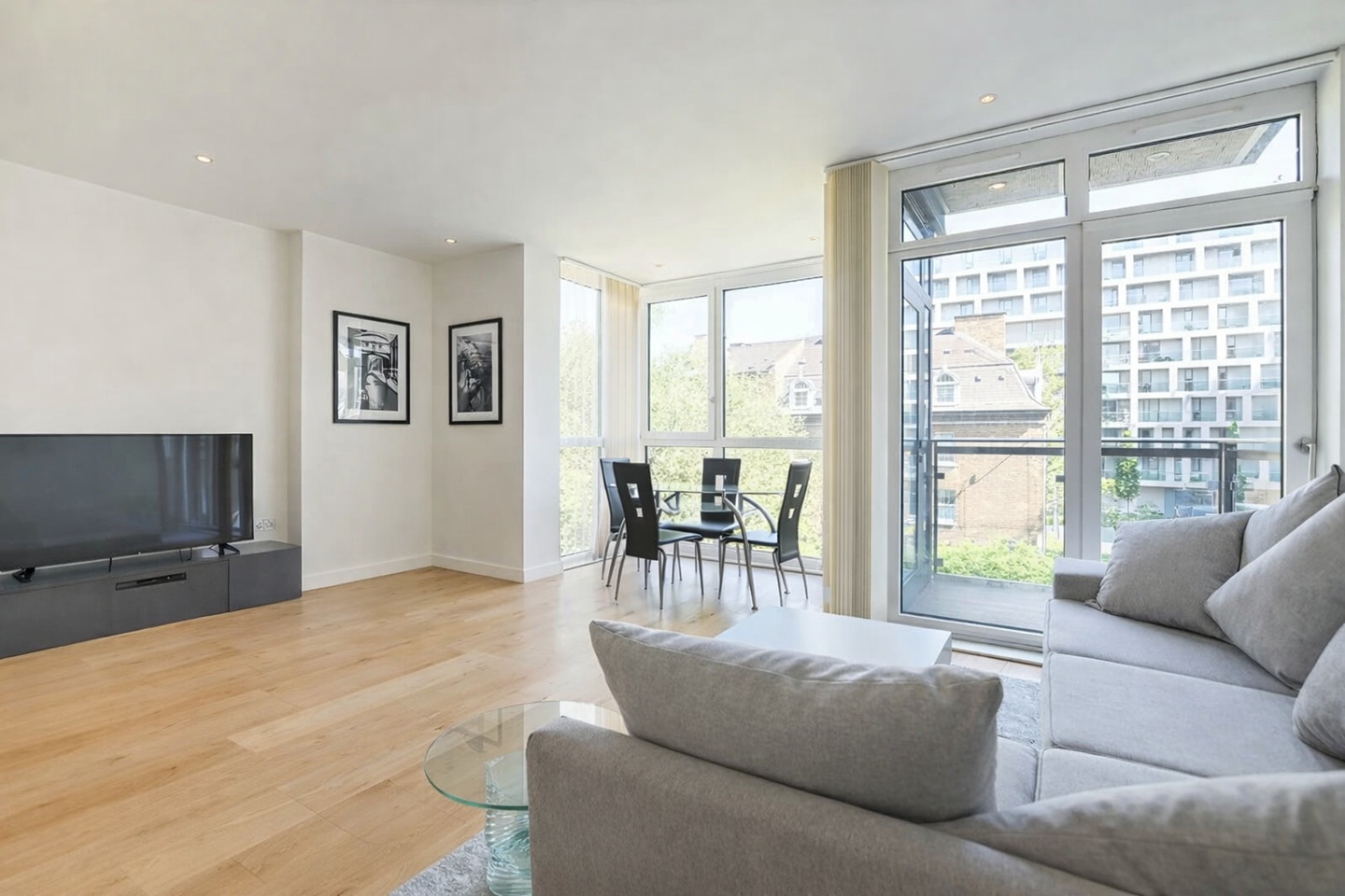 2 Bed Flat, Hepworth Court, SW1W, N1 7GU