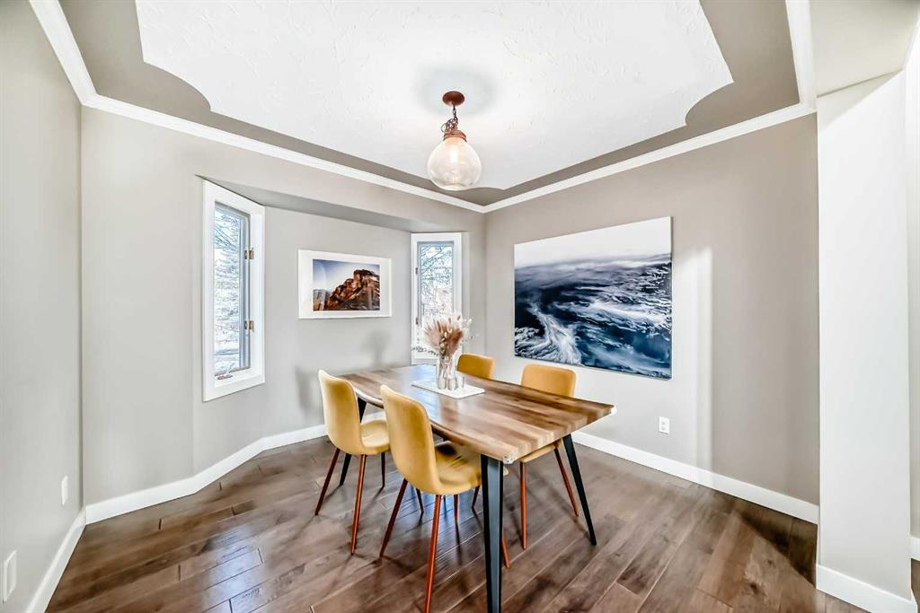 Additional image 5 of 152 Wood Valley Rise SW, Calgary, AB, T2W 5T2