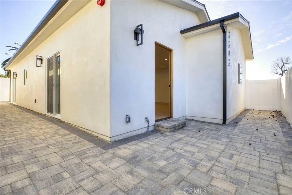 Additional image 5 of 2242 N Keystone, Burbank, CA 91504