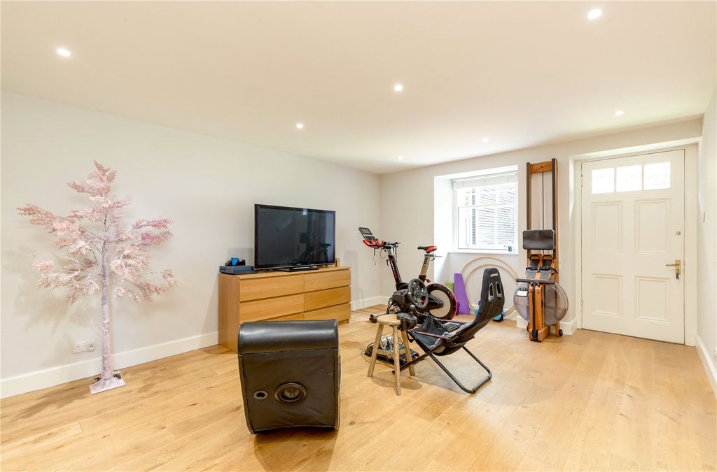 Additional image 12 of 6 bed detached house for saleInverleith Place, Inverleith, Edinburgh EH3