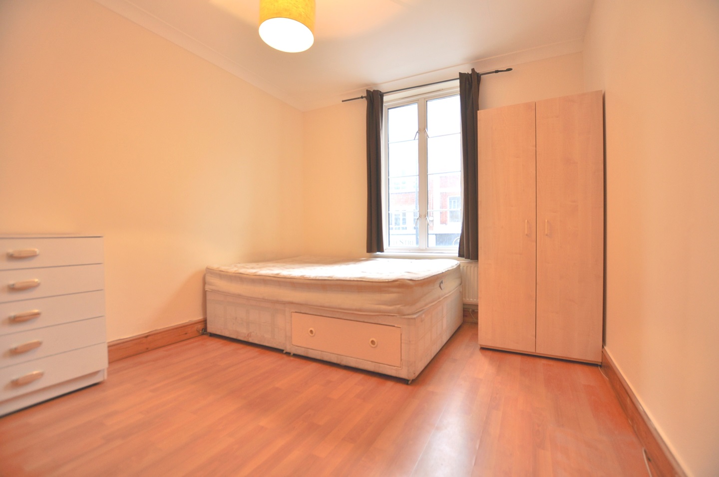 Additional image 4 of 2 Bed Flat, Old Street, EC1V, N1 7GU