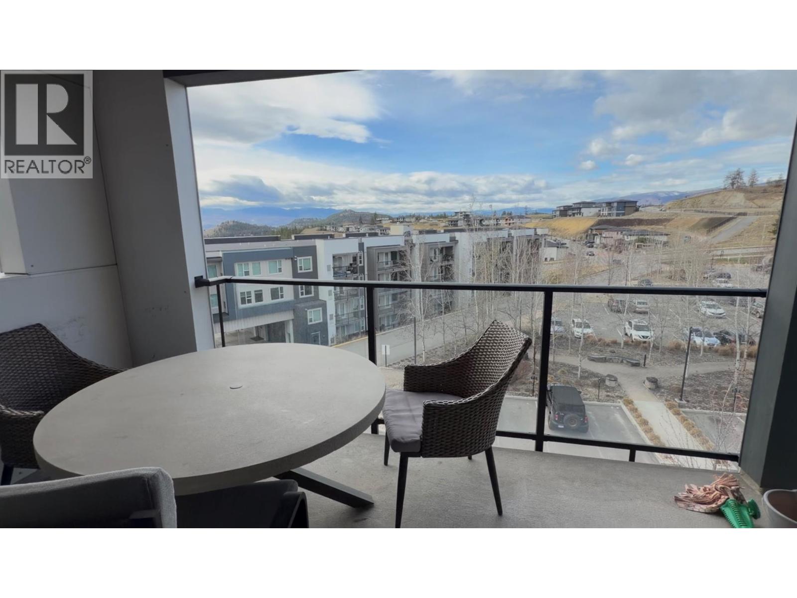 PH25-775 Academy Way, Kelowna, BC, V1V0A5