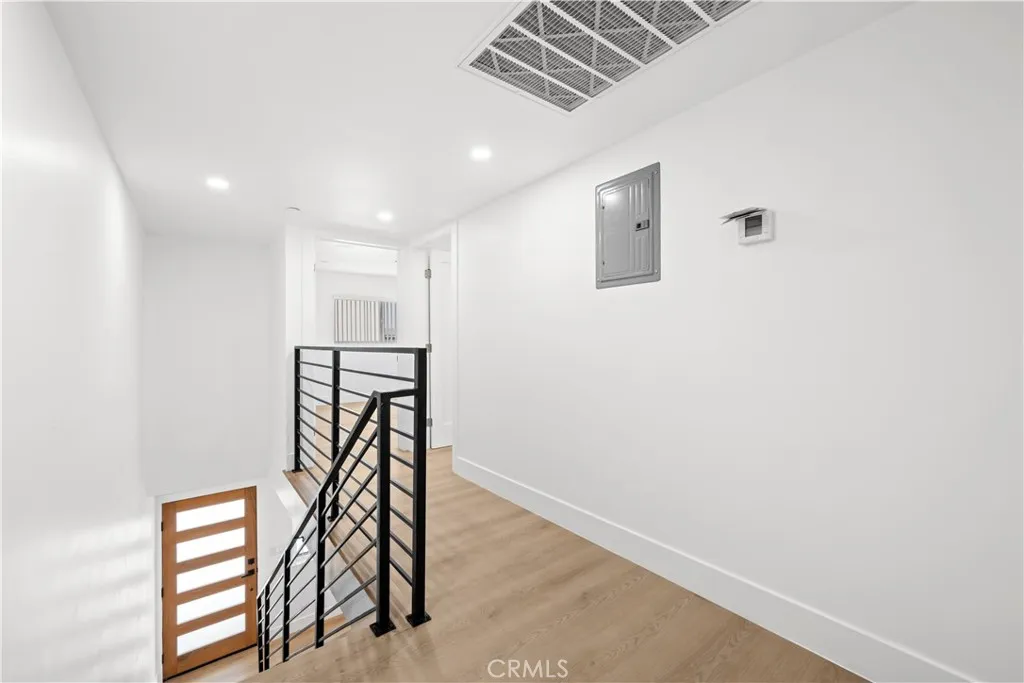 Additional image 24 of 2922 12th Avenue, Los Angeles, CA 90018