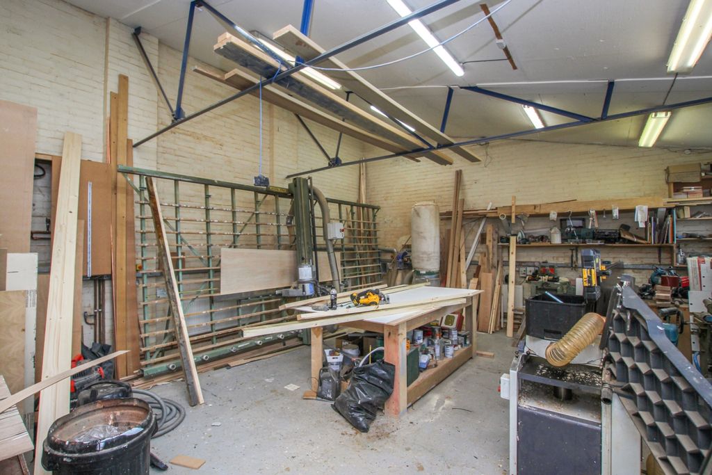 Additional image 17 of 2 bed office for saleOundle Road, Peterborough PE2