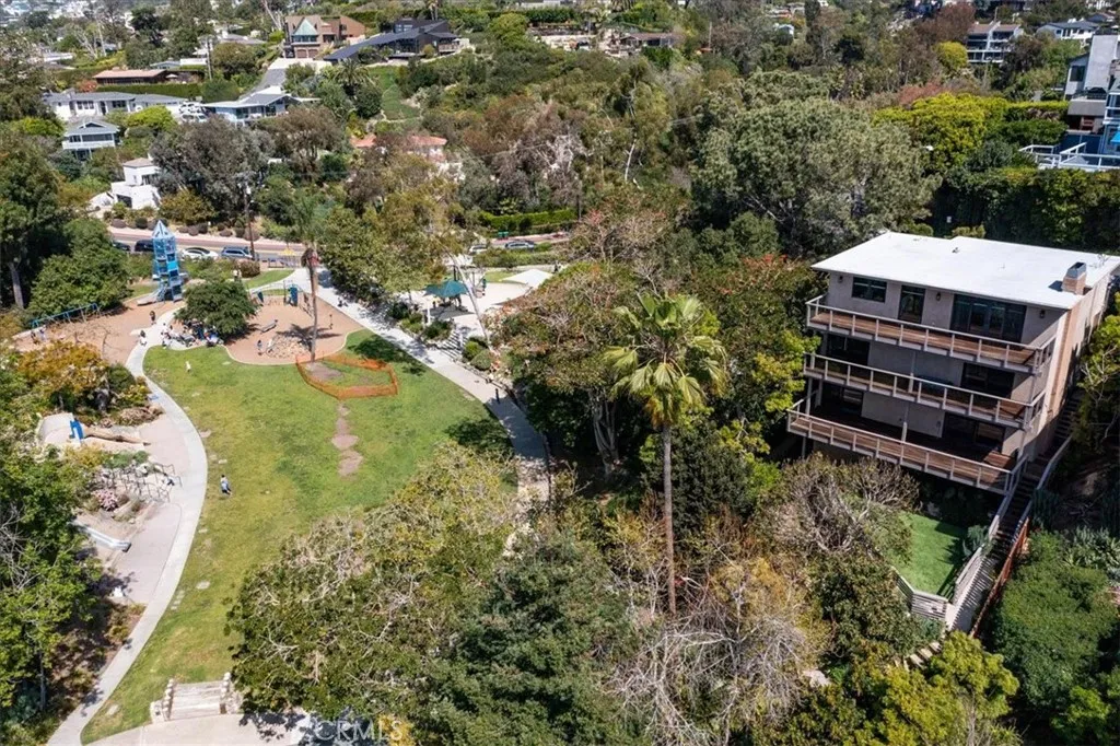 Additional image 18 of 756 Bluebird Canyon Dr, Laguna Beach, CA 92651