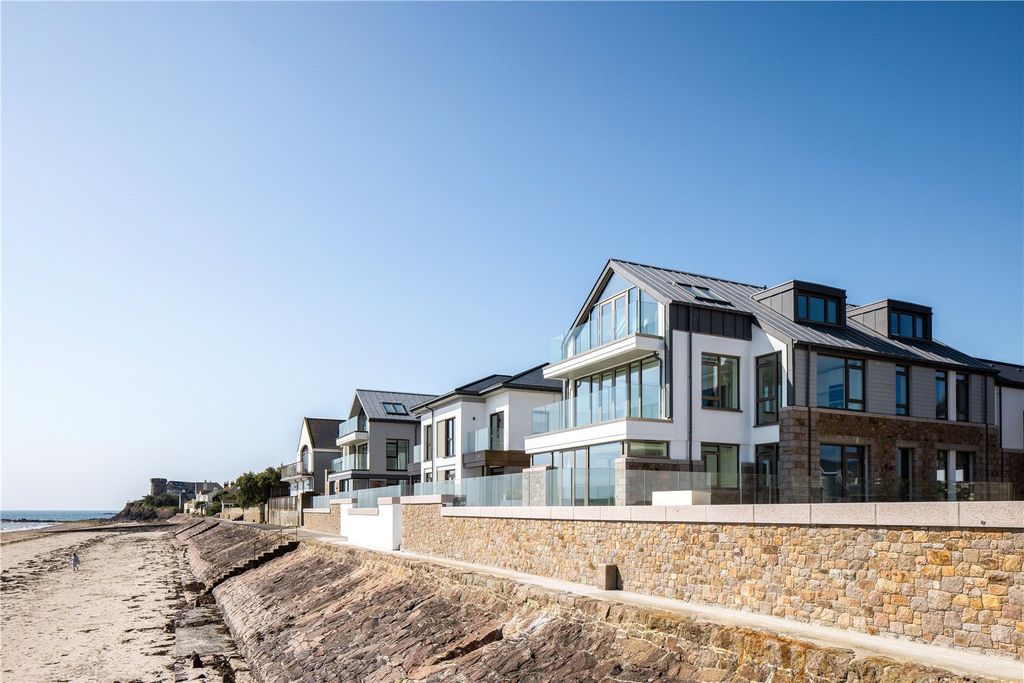 Additional image 11 of 3 bed flat for sale9 Keppel House, The Waves, La Grande Route Des Sablons, Grouville, Jersey JE3