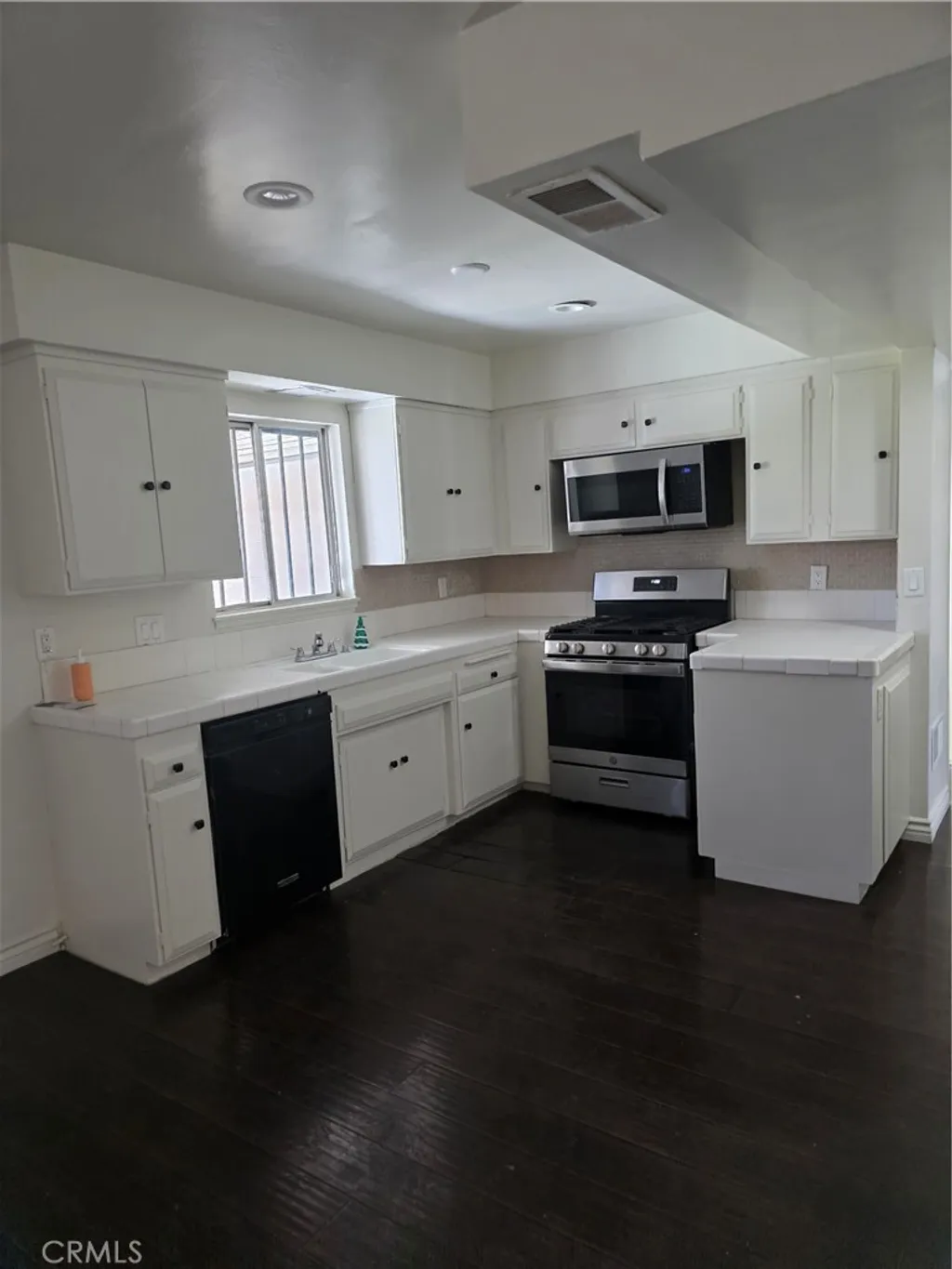 Additional image 12 of 766 E Pillsbury St, Lancaster, CA 93535