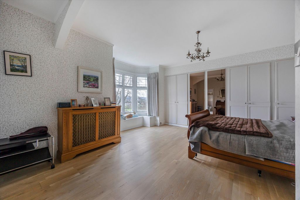 Additional image 15 of 5 bed detached house for saleRemenham Hill, Remenham, Henley-On-Thames, Berkshire RG9