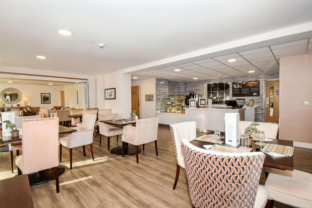 Additional image 22 of 2 bed flat for saleElizabeth Place, Trimbush Way, Market Harborough LE16