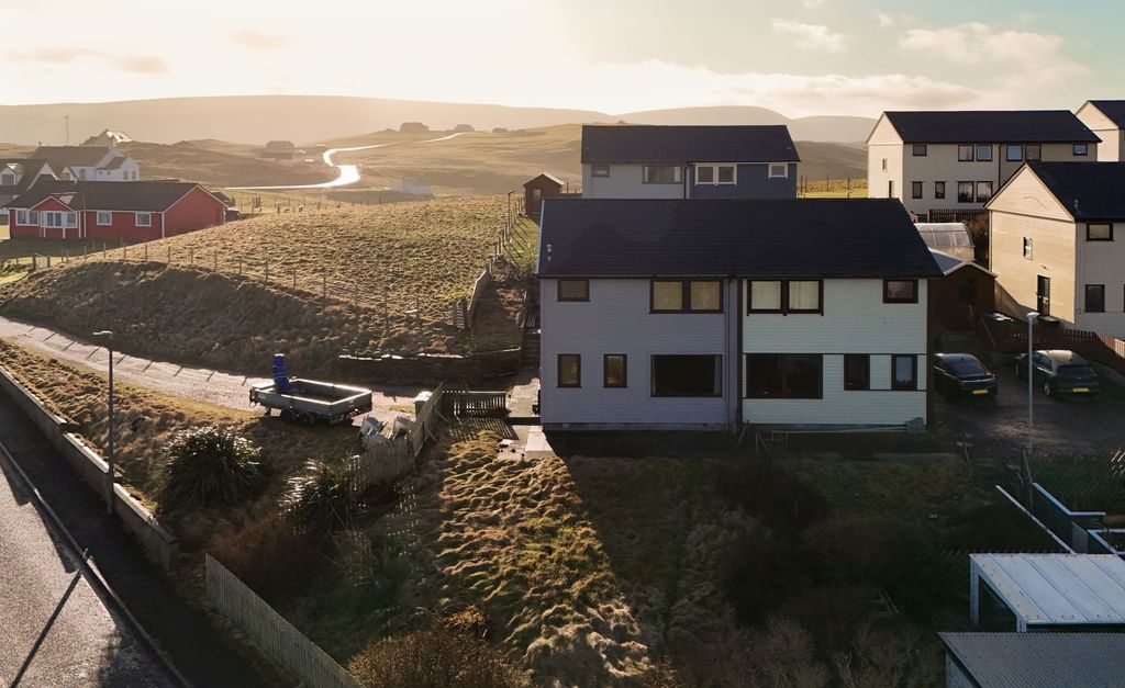 Additional image 3 of 3 bed semi-detached house for sale19 Hulsidale, Hamnavoe, Shetland ZE2