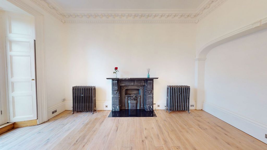 Additional image 5 of 2 bed flat for saleThe Esplanade, The Hoe PL1