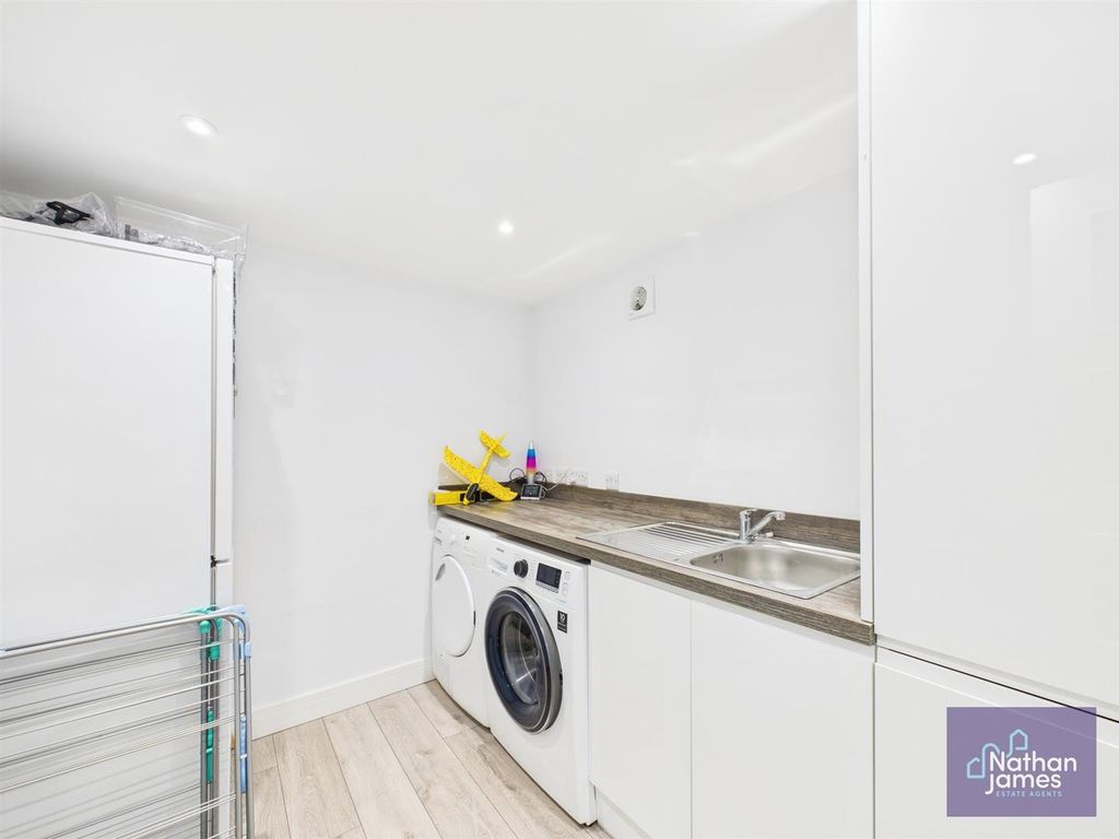 Additional image 7 of 3 bed property for saleWaghausel Close, Caldicot NP26