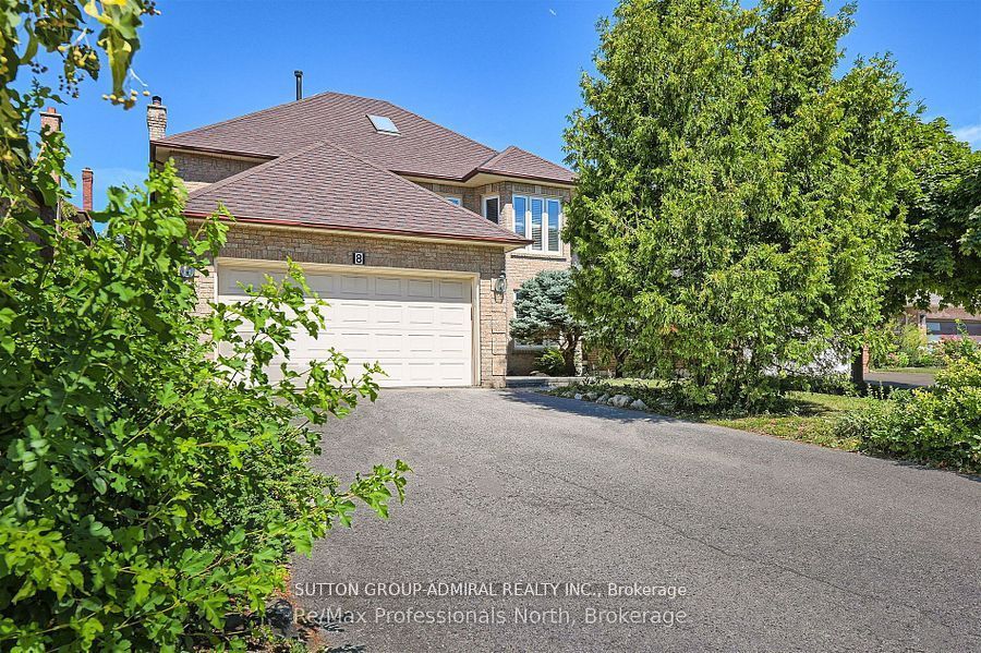 8 Elmsley Drive, Richmond Hill, ON, L4C 8N1