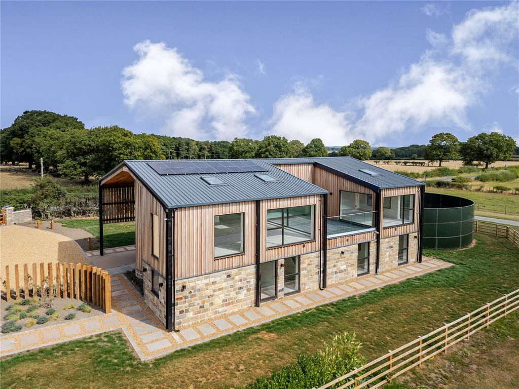 Additional image 5 of 6 bed barn conversion for saleThe Hay Barn, Haggs Road, Follifoot, Harrogate HG3