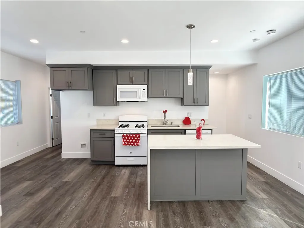 Additional image 2 of 1491 Atlantic Avenue, Long Beach, CA 90813