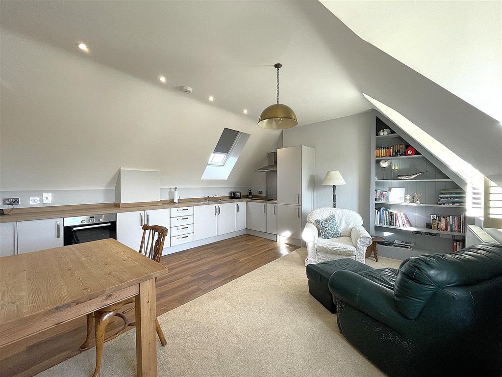 Additional image 2 of 1 bed flat for saleFlat 8, Orange Street, Uppingham LE15