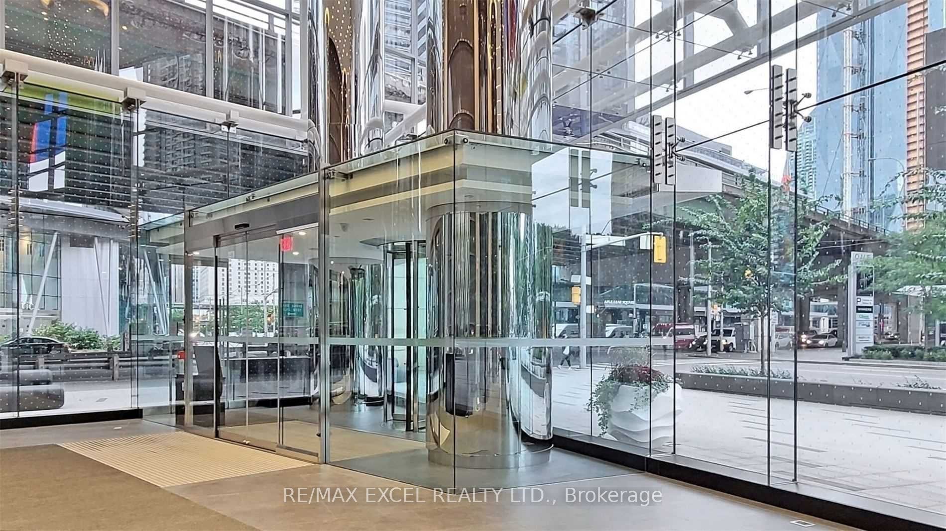 Additional image 3 of 5009-10 York Street, Toronto, ON, M5J 0E1