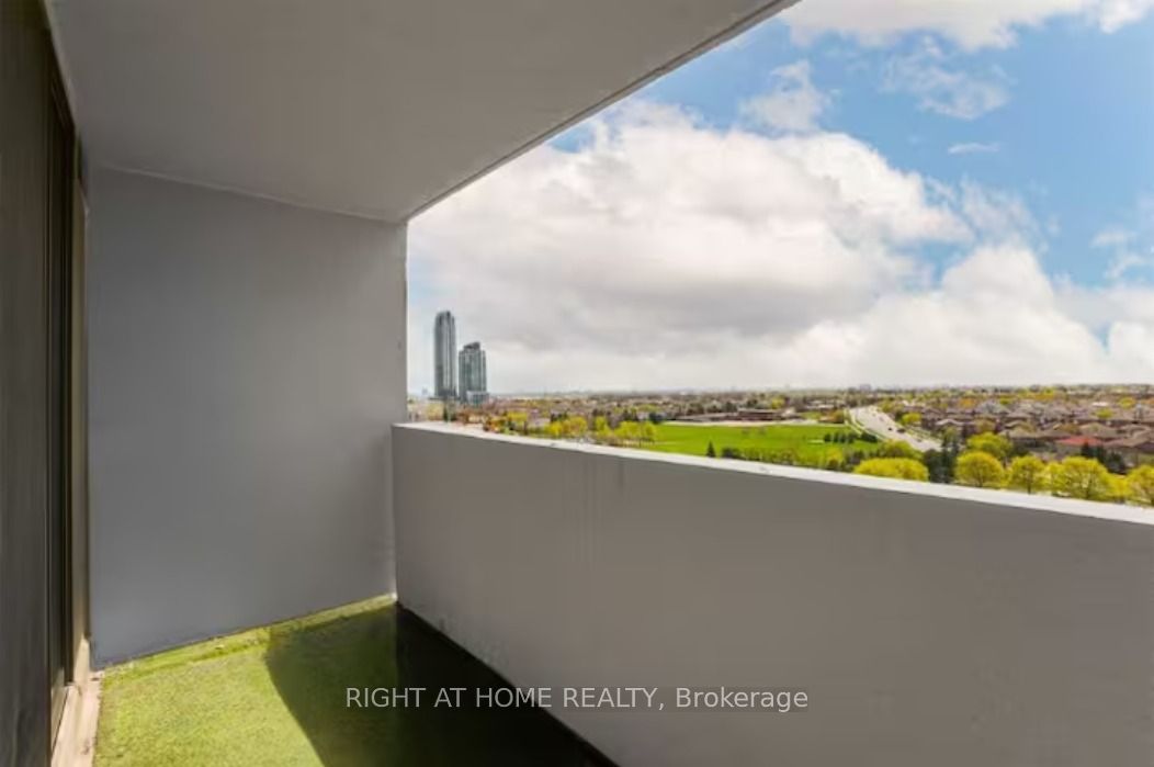Additional image 4 of 1010-330 Rathburn Road W, Mississauga, ON, L5B 3Y2